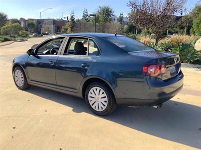 2010 Volkswagen Jetta SE   - Photo 8 - Escondido, CA 92029