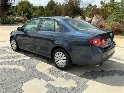 2010 Volkswagen Jetta SE PZEV   - Photo 12 - Escondido, CA 92029