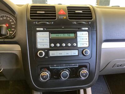 2010 Volkswagen Jetta SE   - Photo 13 - Escondido, CA 92029