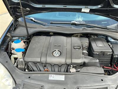 2010 Volkswagen Jetta SE PZEV   - Photo 34 - Escondido, CA 92029