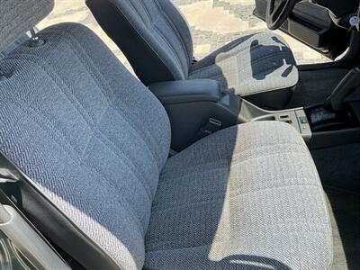 1992 Toyota 4Runner SR5 V6 - Photo 33 - Escondido, CA 92029
