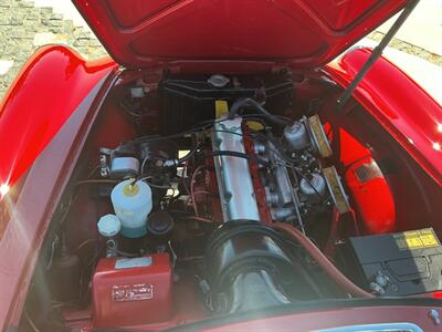 1965 Volvo P1800   - Photo 44 - Escondido, CA 92029