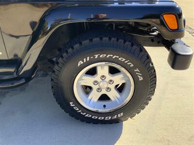 2006 Jeep Wrangler Unlimited   - Photo 45 - Escondido, CA 92029