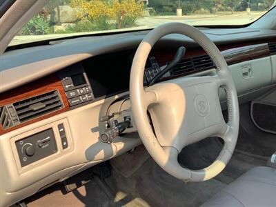 1996 Cadillac DeVille   - Photo 20 - Escondido, CA 92029