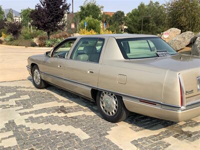 1996 Cadillac DeVille   - Photo 11 - Escondido, CA 92029