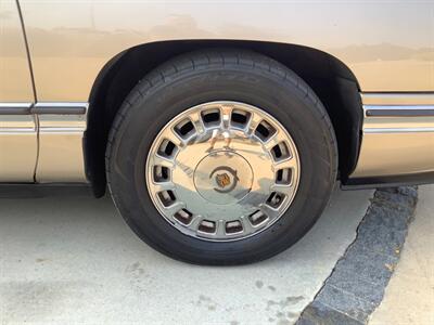 1996 Cadillac DeVille   - Photo 47 - Escondido, CA 92029