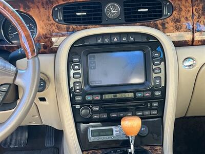 2006 Jaguar XJ8 Vanden Plas   - Photo 23 - Escondido, CA 92029