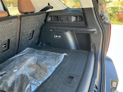 2024 Ford Bronco Badlands   - Photo 38 - Escondido, CA 92029