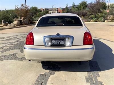 2001 Lincoln Town Car Cartier   - Photo 14 - Escondido, CA 92029