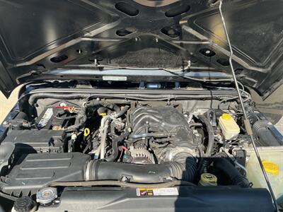 2014 Jeep Wrangler Sport   - Photo 41 - Escondido, CA 92029