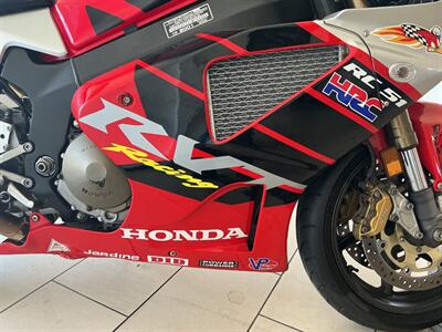2001 HONDA Rc51   - Photo 9 - Escondido, CA 92029