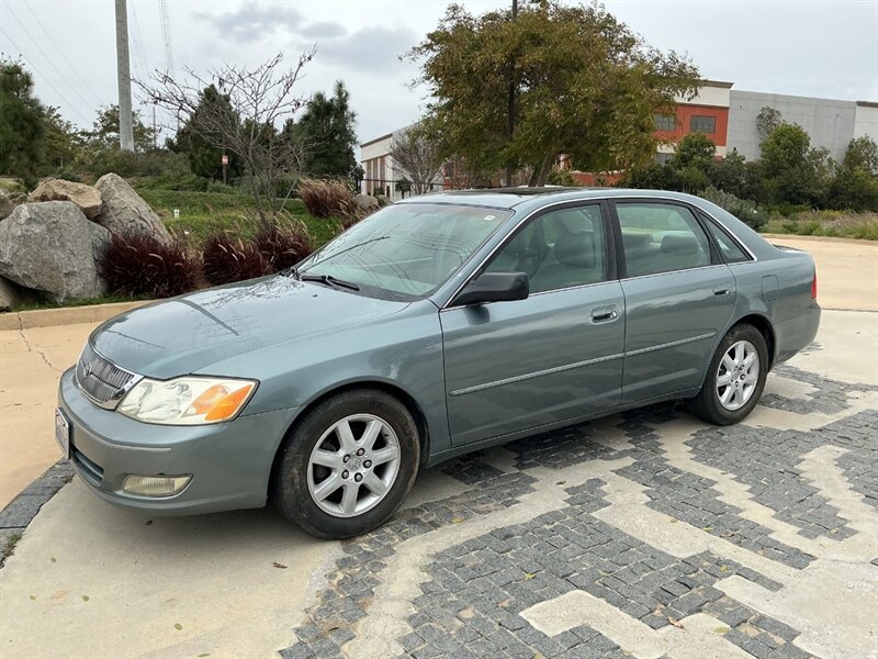 2002 Toyota Avalon XLS   - Photo 1 - Escondido, CA 92029