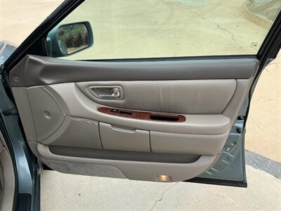 2002 Toyota Avalon XLS   - Photo 30 - Escondido, CA 92029