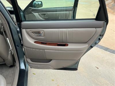 2002 Toyota Avalon XLS   - Photo 28 - Escondido, CA 92029