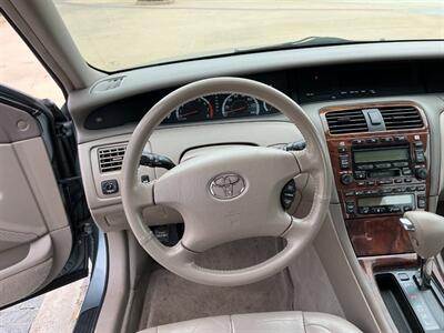 2002 Toyota Avalon XLS   - Photo 19 - Escondido, CA 92029