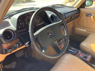 1985 Mercedes-Benz 300 TD   - Photo 21 - Escondido, CA 92029