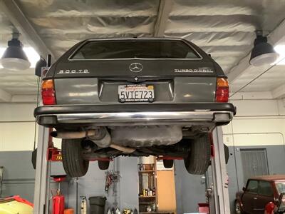 1985 Mercedes-Benz 300 TD   - Photo 43 - Escondido, CA 92029