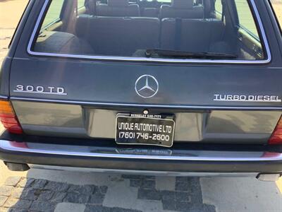 1985 Mercedes-Benz 300 TD   - Photo 17 - Escondido, CA 92029