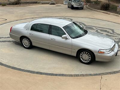2003 Lincoln Town Car Cartier L - Photo 18 - Escondido, CA 92029