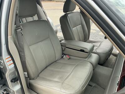 2003 Lincoln Town Car Cartier L - Photo 32 - Escondido, CA 92029