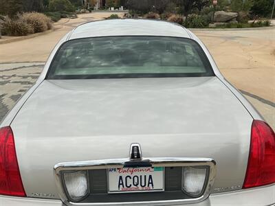 2003 Lincoln Town Car Cartier L - Photo 17 - Escondido, CA 92029