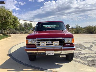 1991 Ford Bronco Silver Anniversary Edition   - Photo 2 - Escondido, CA 92029