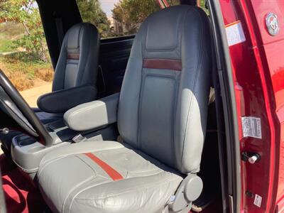 1991 Ford Bronco Silver Anniversary Edition   - Photo 24 - Escondido, CA 92029