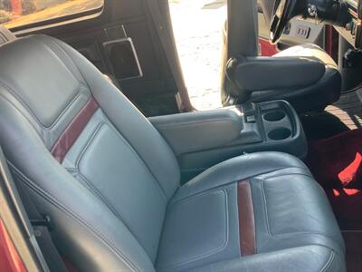 1991 Ford Bronco Silver Anniversary Edition   - Photo 29 - Escondido, CA 92029