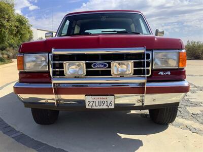 1991 Ford Bronco Silver Anniversary Edition   - Photo 3 - Escondido, CA 92029