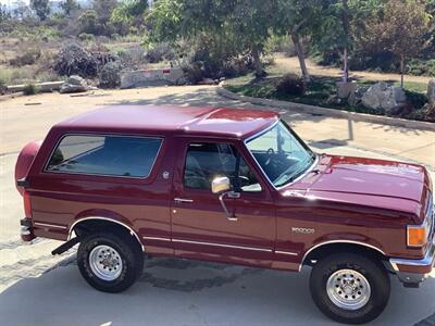 1991 Ford Bronco Silver Anniversary Edition   - Photo 16 - Escondido, CA 92029