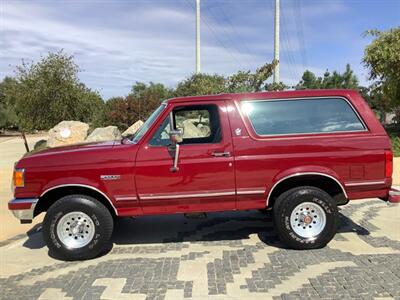 1991 Ford Bronco Silver Anniversary Edition   - Photo 6 - Escondido, CA 92029