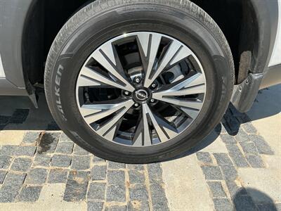 2023 Nissan Rogue SV  premium pckg - Photo 47 - Escondido, CA 92029