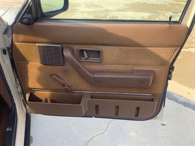 1987 Volvo 240 DL  Wagon - Photo 35 - Escondido, CA 92029