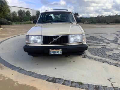 1987 Volvo 240 DL  Wagon - Photo 2 - Escondido, CA 92029