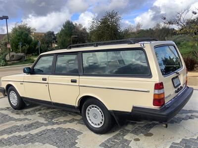 1987 Volvo 240 DL  Wagon - Photo 14 - Escondido, CA 92029