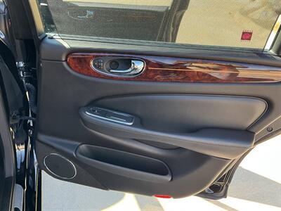 2005 Jaguar XJ8 Super V8 - Photo 31 - Escondido, CA 92029