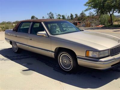 1995 Cadillac DeVille   - Photo 7 - Escondido, CA 92029