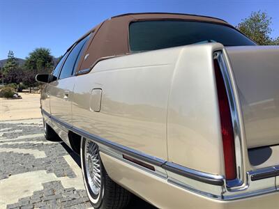 1995 Cadillac DeVille   - Photo 12 - Escondido, CA 92029