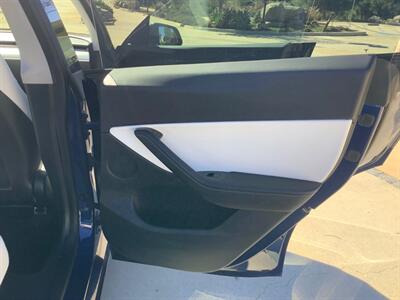 2020 Tesla Model Y Long Range   - Photo 30 - Escondido, CA 92029