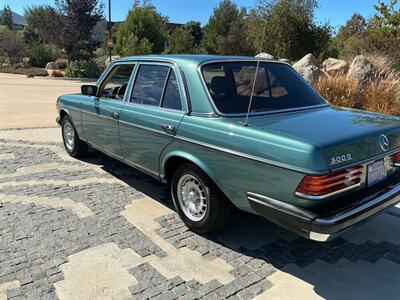 1985 Mercedes-Benz 300D TurboDiesel - Photo 48 - Escondido, CA 92029
