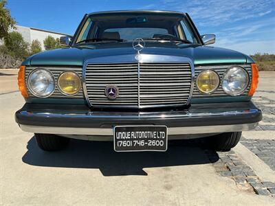 1985 Mercedes-Benz 300D TurboDiesel - Photo 3 - Escondido, CA 92029