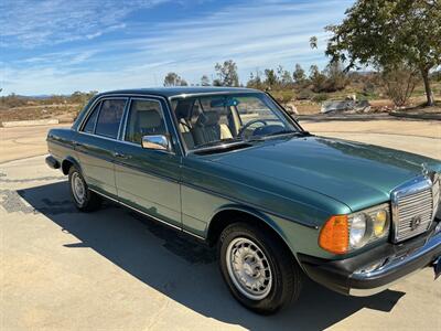 1985 Mercedes-Benz 300D TurboDiesel - Photo 9 - Escondido, CA 92029