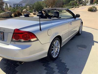 2009 Volvo C70 T5   - Photo 15 - Escondido, CA 92029