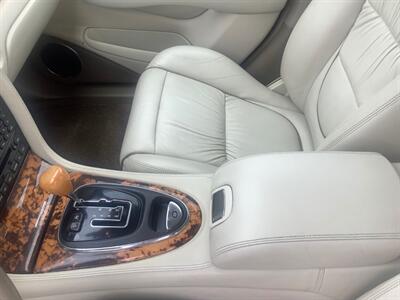 2004 Jaguar XJ8 Vanden Plas   - Photo 24 - Escondido, CA 92029