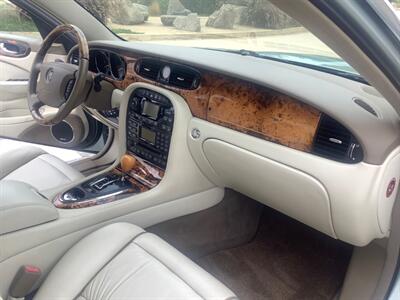 2004 Jaguar XJ8 Vanden Plas   - Photo 25 - Escondido, CA 92029