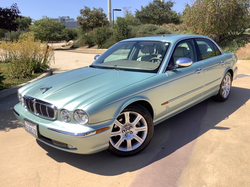 2004 Jaguar XJ8 Vanden Plas - Photo 1 - Escondido, CA 92029