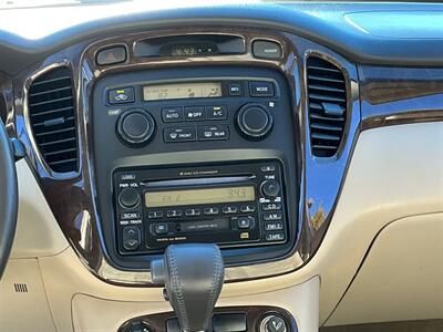 2003 Toyota Highlander Limited   - Photo 21 - Escondido, CA 92029