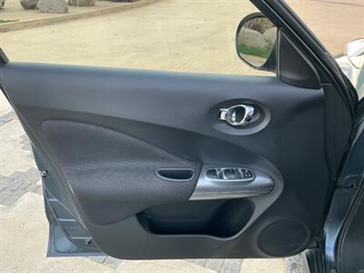 2011 Nissan Juke SL   - Photo 26 - Escondido, CA 92029