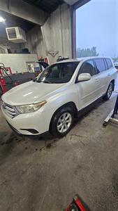 2011 Toyota Highlander   - Photo 1 - Carrollton, KY 41008