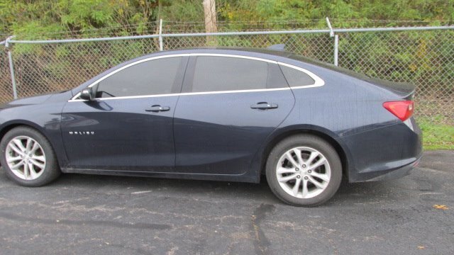 2016 Chevrolet Malibu LT   - Photo 1 - Carrollton, KY 41008